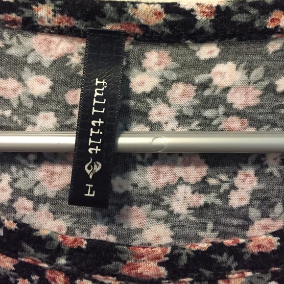 2 FOR $15 TOPS - Picture 2 of 3