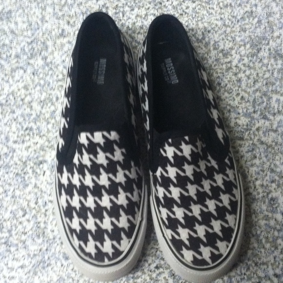Mossimo Houndstooth Slip On Sneakers