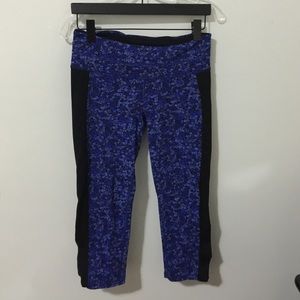 Athleta crop size small