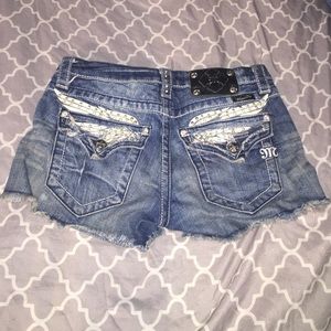 Miss me jean shorts size 27