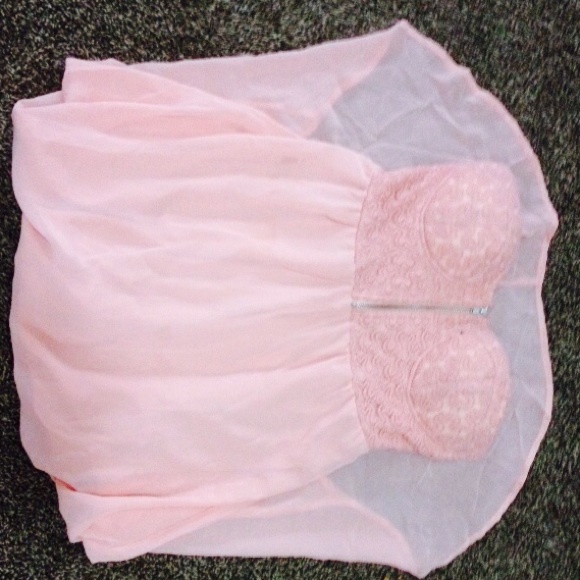 Deb dress - Picture 2 of 3