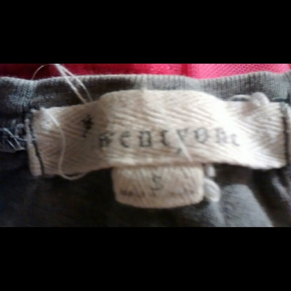 Tank top - Picture 3 of 3