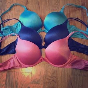 Bundle! 3 Victoria's Secret Bras!
