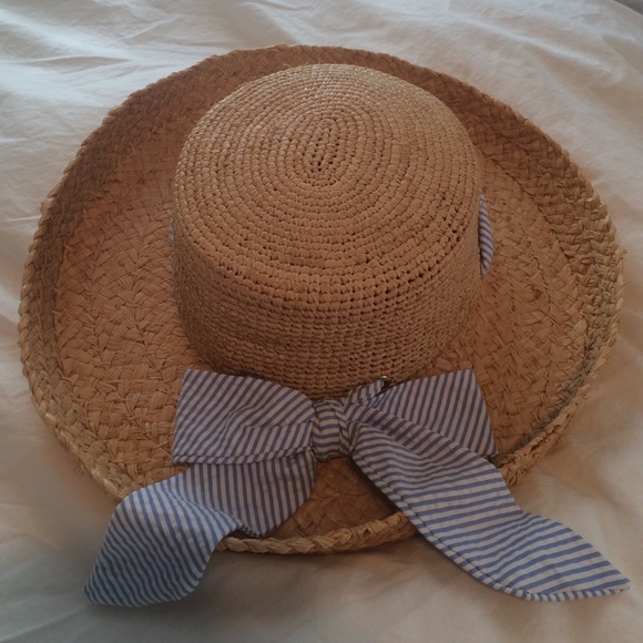 Vineyard Vines Accessories - Vineyard Vines Straw Hat with Bow (Worn Once)
