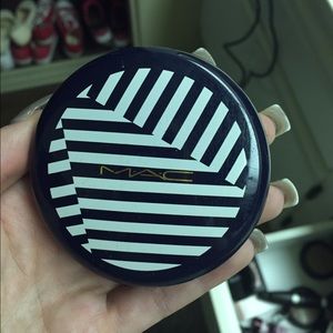 MAC bronzer- hey sailor collection.