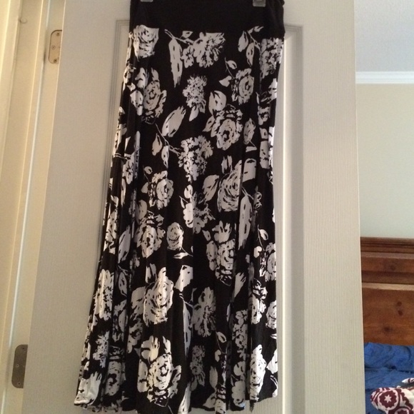 Maxi skirt