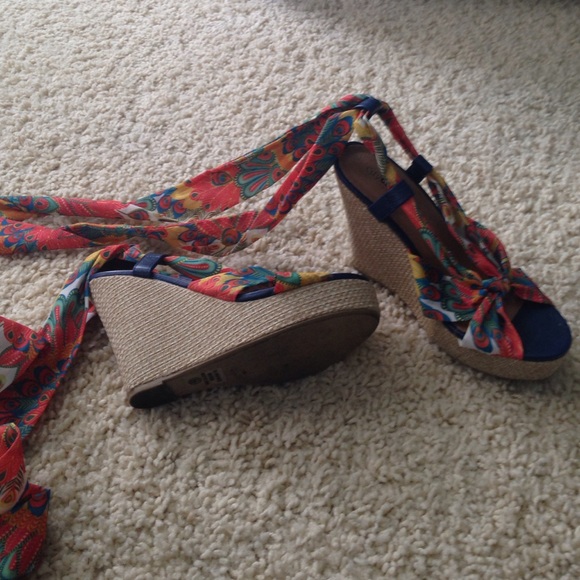 Wedges - Picture 1 of 4
