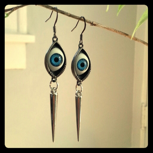 Jewelry - NWT Blue Eyeball Spike Earrings