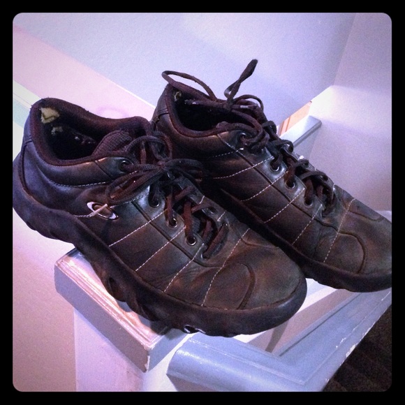 Black Oakley Shoes