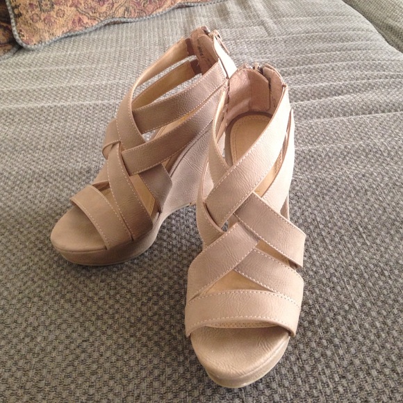 Chinese Laundy Wedges