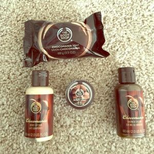 The body shop travel size gifts in chocomania