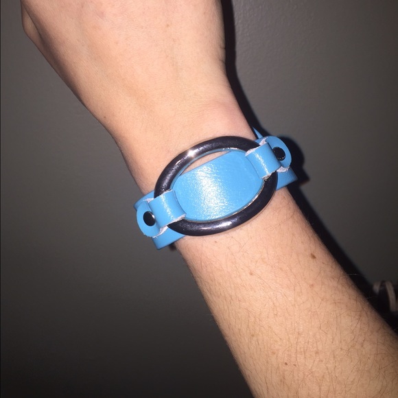Teal fashion bracelet