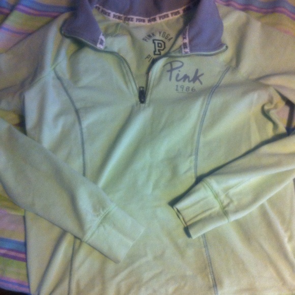 Vs pink yoga half zip