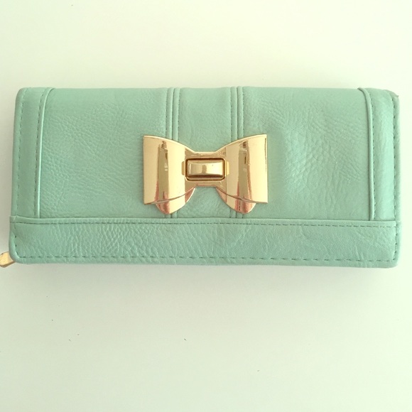 Mint wallet