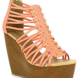 👠👠Sale💲💲Peach wedge