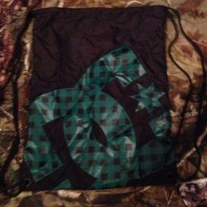 DC shoe draw string bag