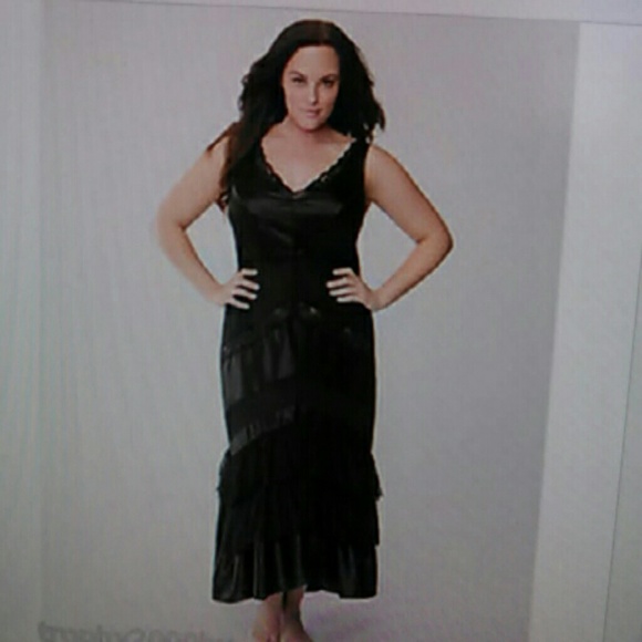 Brand new!! Cacique long tiered nightgown.