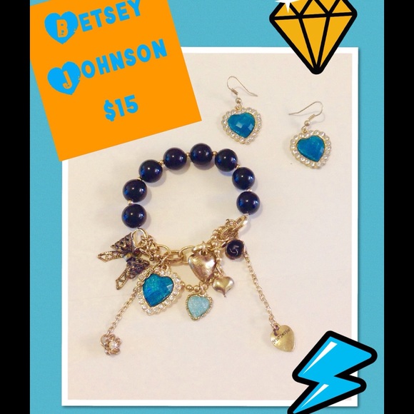 Bracelet and earrings