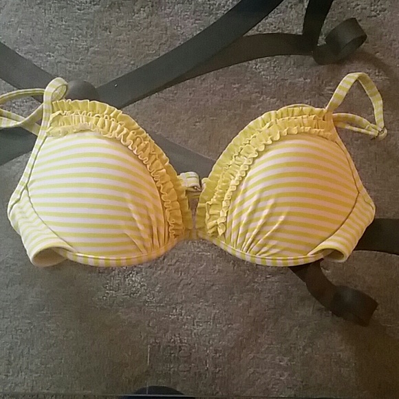 Bathjng suit