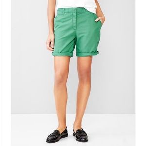reserved. Gap boyfriend shorts. kelly green.