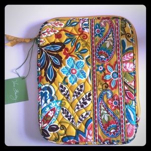 Vera Bradley Tablet Sleeve in Provençal.