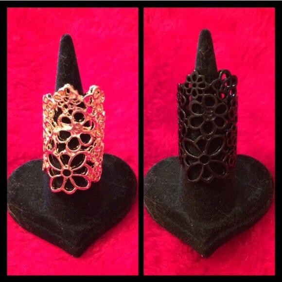 Hollow Floral Ring - Picture 2 of 3