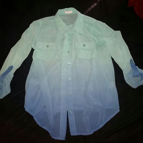 Blue ombre half sleeve button up