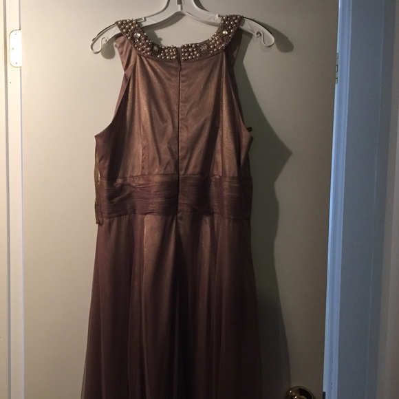 Davids bridal prom/ bridesmaids dress - Picture 2 of 3