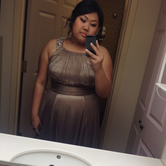 Davids bridal prom/ bridesmaids dress - Picture 3 of 3