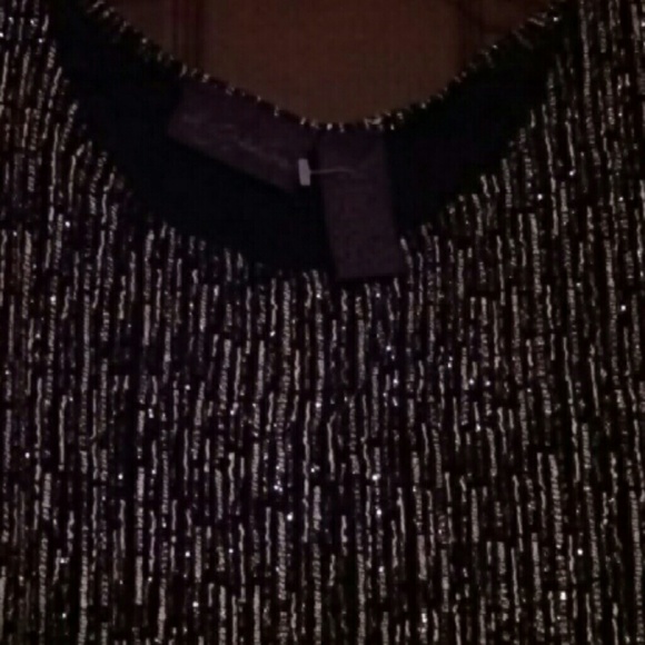 Top - Picture 3 of 3