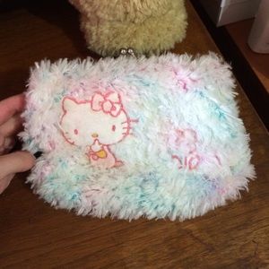 Hello kitty clutch