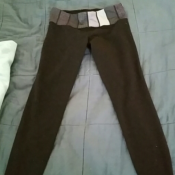 Lululemon yoga pants