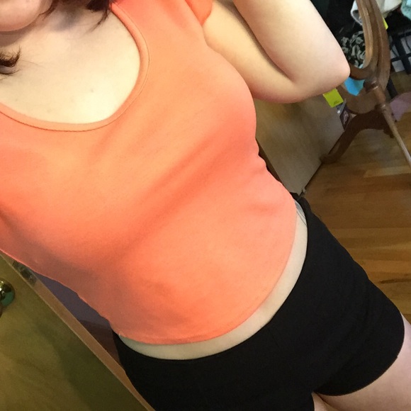orange loose fitting crop