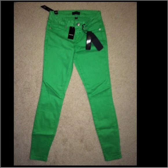 ❌SOLD❌NWT Bebe Green Stretch Skinny Jeans Jeggings - Picture 4 of 4
