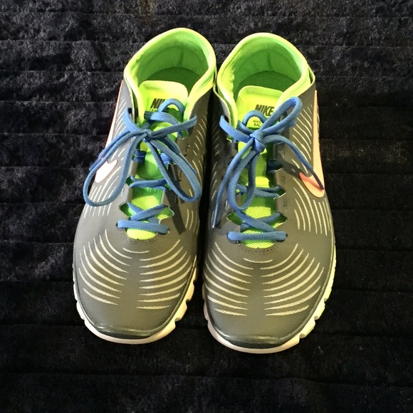 Nike free running shoes