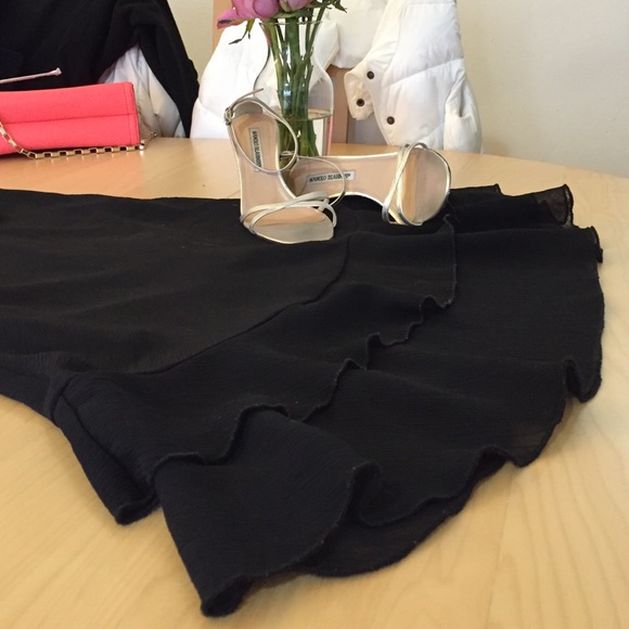 🍒HP🍒 Whisper Chiffon Black Trumpet Ruffle Skirt - Picture 2 of 4