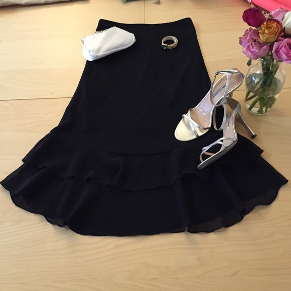 🍒HP🍒 Whisper Chiffon Black Trumpet Ruffle Skirt - Picture 3 of 4