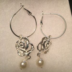 NWOT Beautiful Hoop Earrings. Pierced. MUST BUNDLE