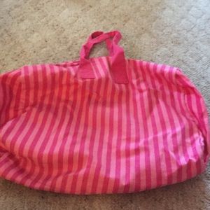 Large pink VS zippered duffel bag