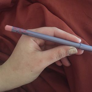 Limited Addition Kelly Osborne Lip Liner