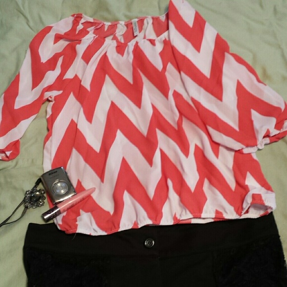 Chevron top
