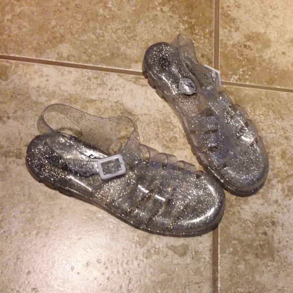 Urban Outfitters Shoes - ❤️SOLD❤️ JuJu jelly sandals