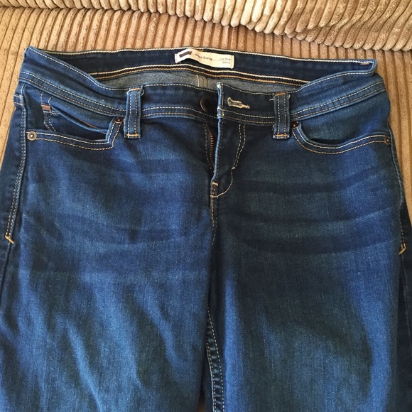 Dark Levi's Demi curve denim