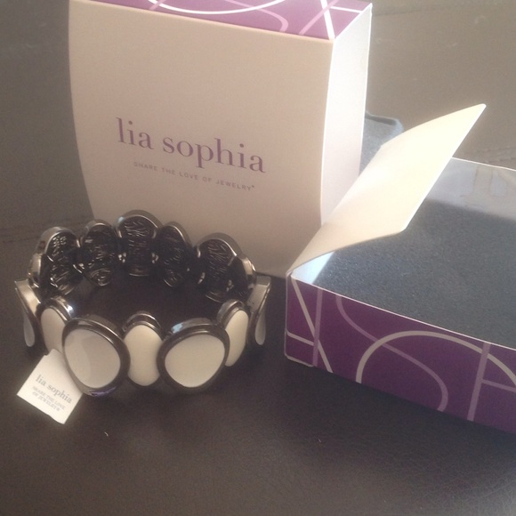 ✖️bundled✖️ - Picture 3 of 3