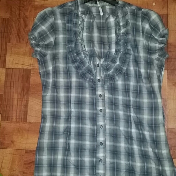 Ruffled Low Cut Plaid Top