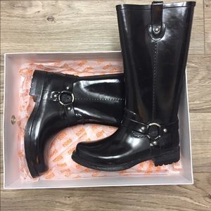 Michael Kors rain boots