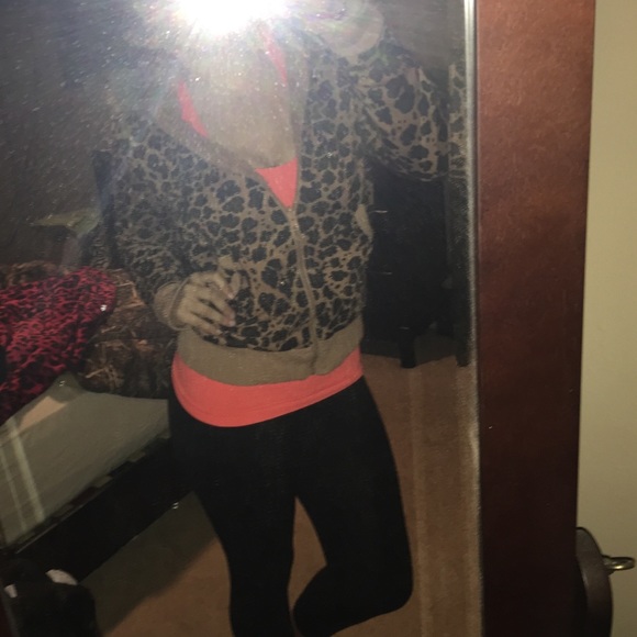 Reversible cheetah jacket - Picture 4 of 4