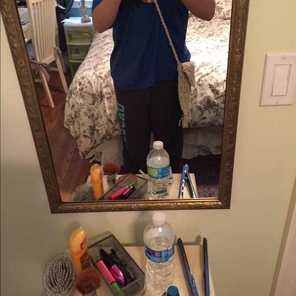 Crossbody bag! - Picture 4 of 4