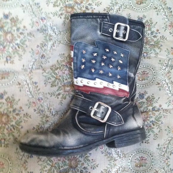 American Rag Boots - Picture 3 of 3