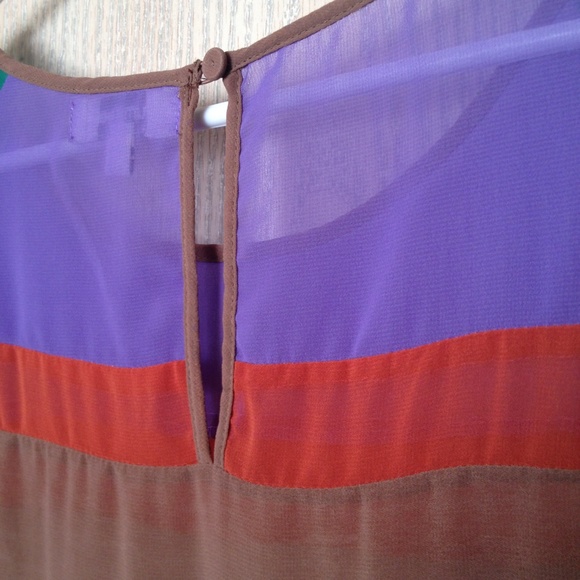 Striped boutique top - Picture 4 of 4